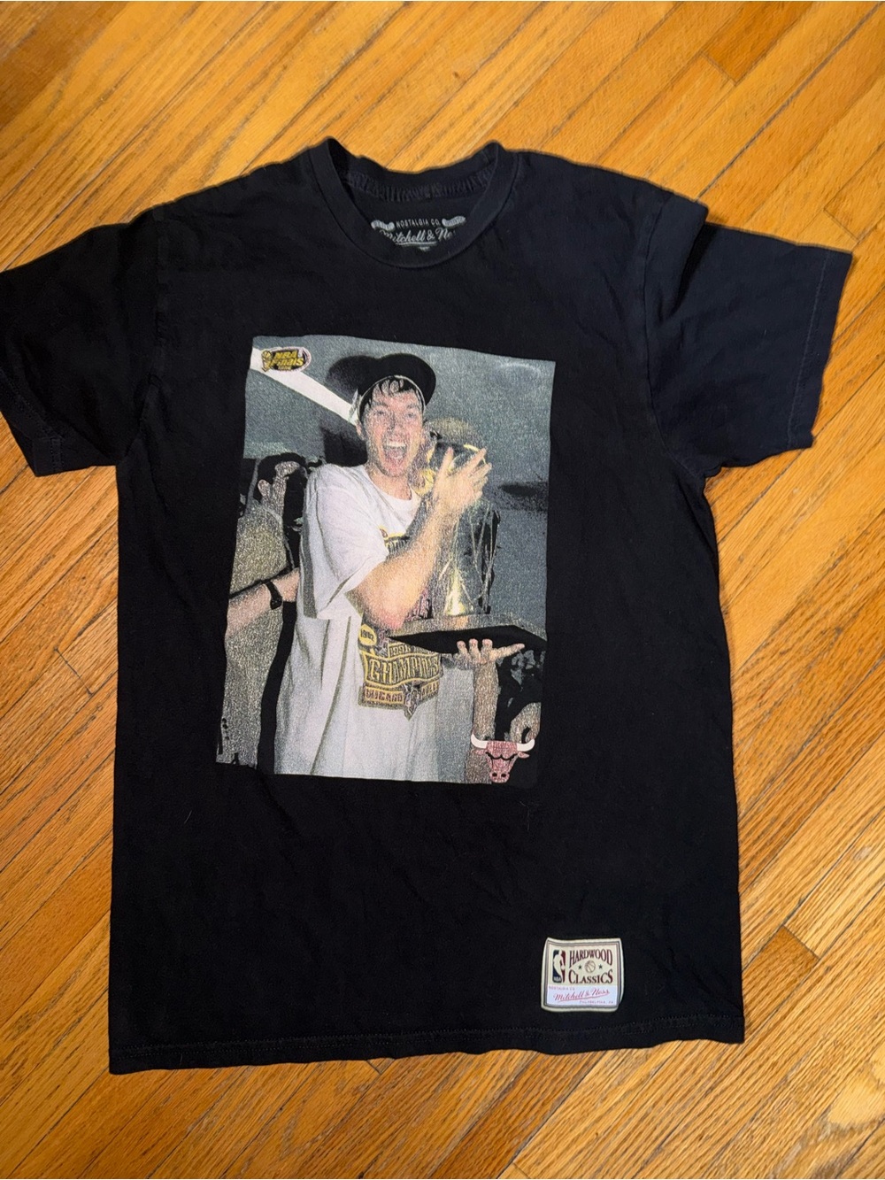 Mitchell & Ness Black Graphic NBA Celebration T-Shirt